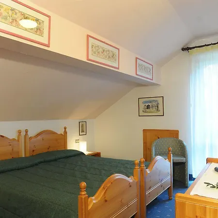 Hotel Sporthotel Europa Sul Lago 4*