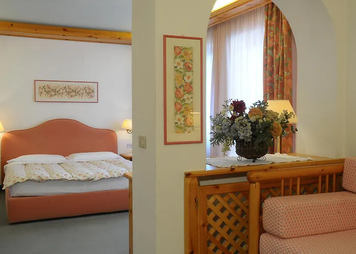 سبورتهوتيل أوروبا سول لاغو 4*