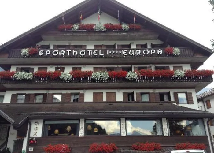 سبورتهوتيل أوروبا سول لاغو 4* أليغ